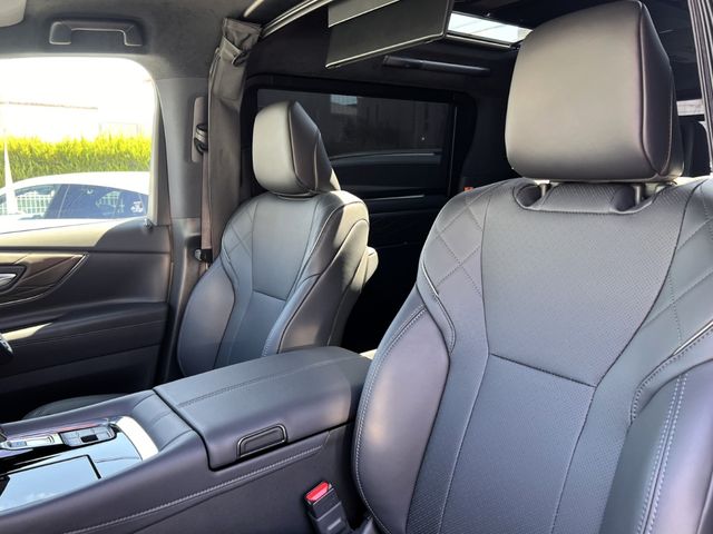 ALPHARD hybrid 4WD