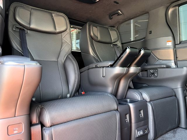 ALPHARD hybrid 4WD