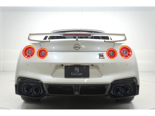 GT-R