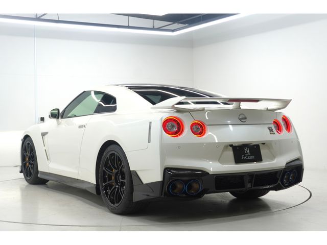 GT-R
