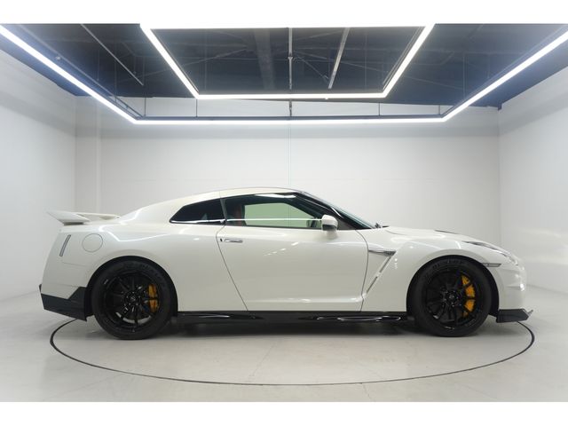 GT-R