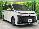 VOXY HYBRID