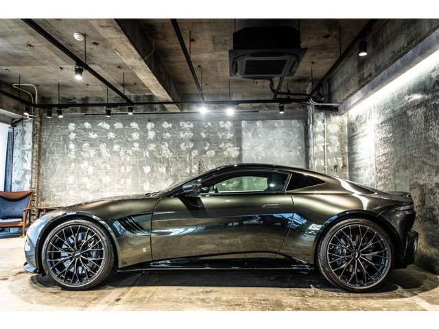 ASTON MARTIN