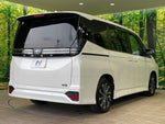 VOXY HYBRID