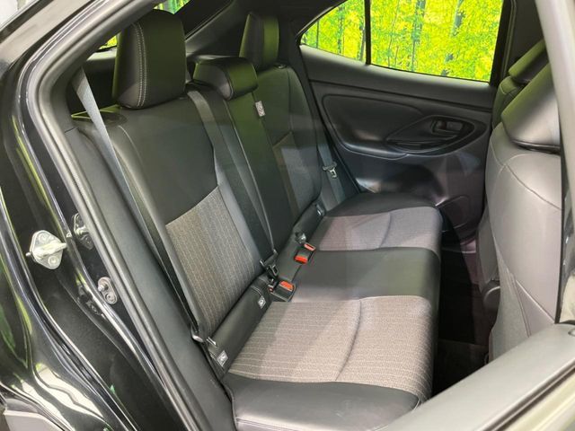 YARIS CROSS HYBRID