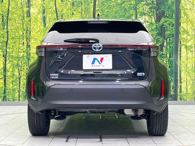 YARIS CROSS HYBRID