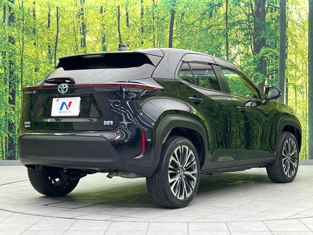 YARIS CROSS HYBRID