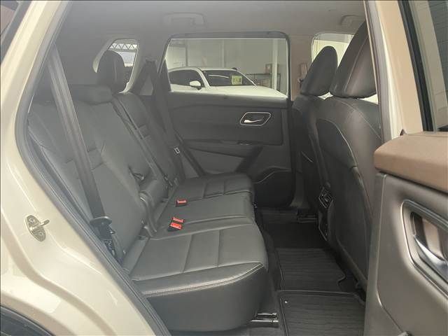 X-TRAIL HYBRID 4WD