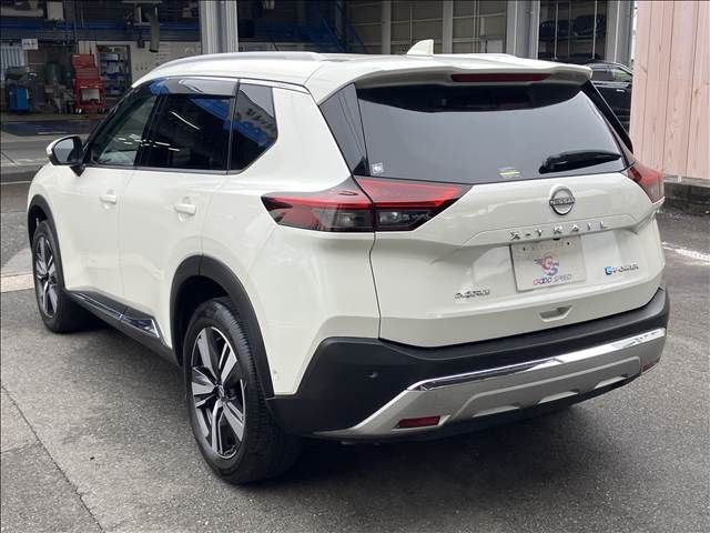 X-TRAIL HYBRID 4WD