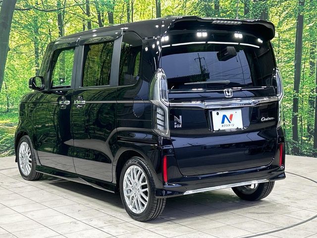 N-BOX CUSTOM