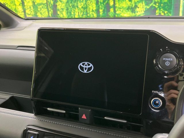 VOXY HYBRID