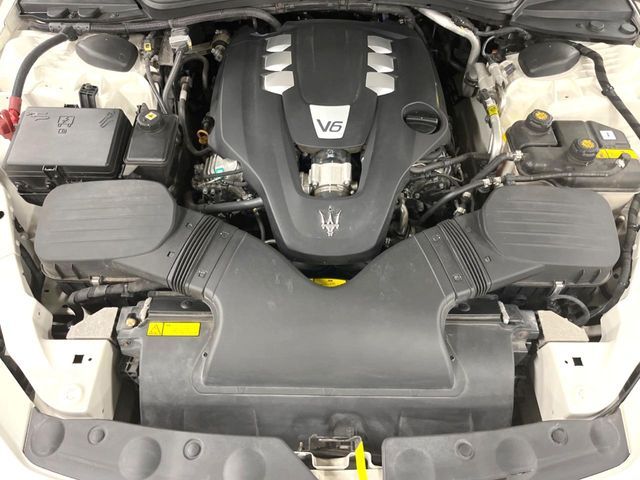 MASERATI GHIBLI Sedan