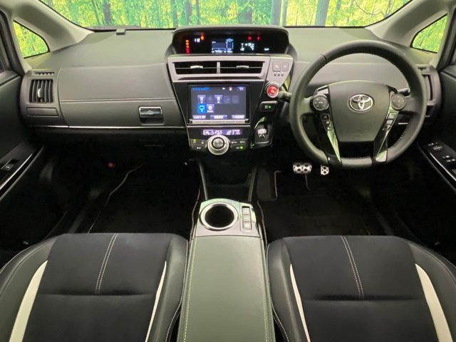 PRIUS Alpha