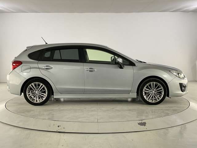 IMPREZA SPORT 4WD