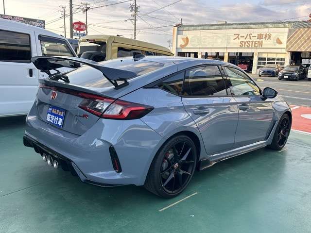CIVIC hatchback