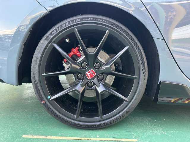 CIVIC hatchback