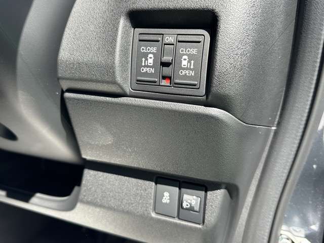 N-BOX CUSTOM