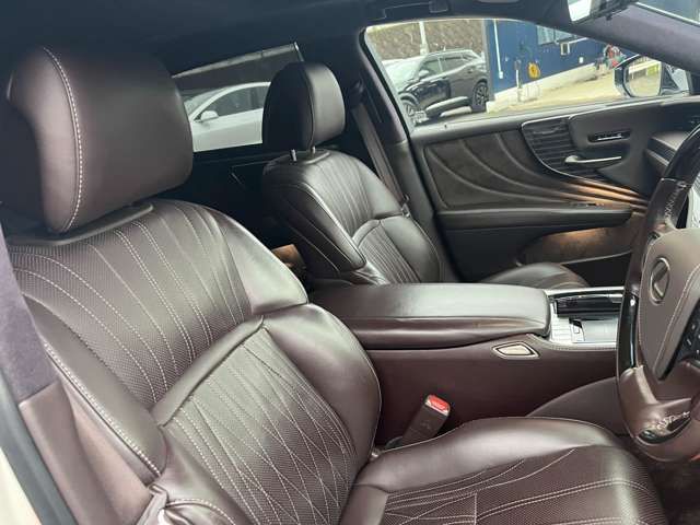 LEXUS LS500h