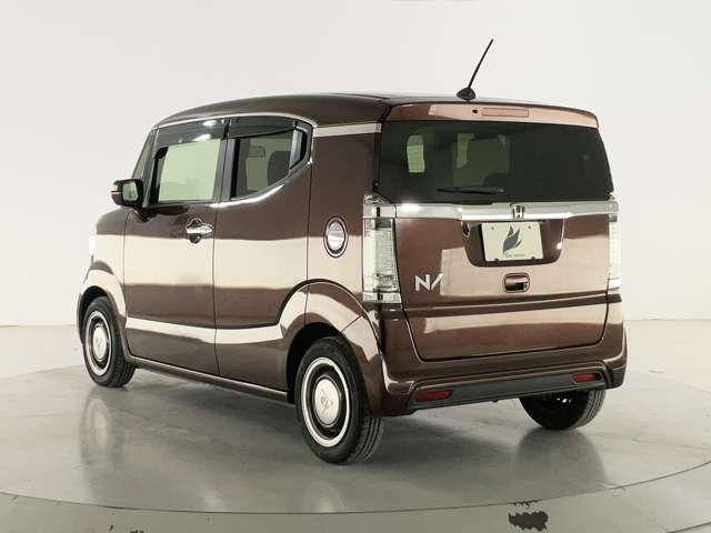 N-BOX SLASH