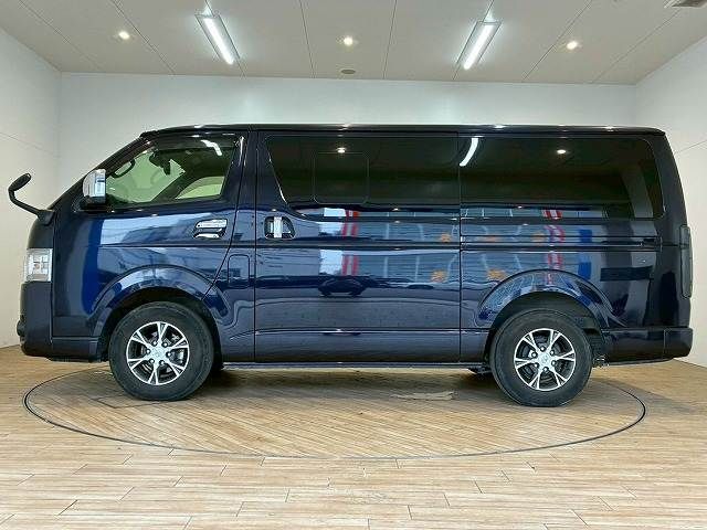 HIACE van 2WD