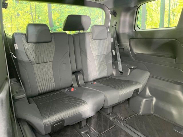 ALPHARD hybrid