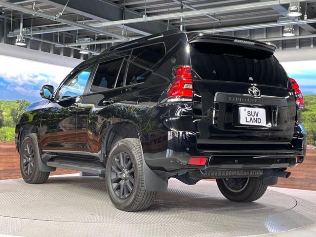 LANDCRUISER PRADO