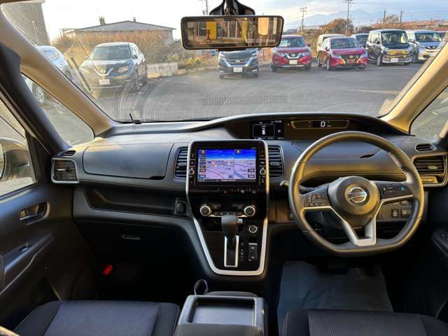 SERENA  S-HYBRID 4WD