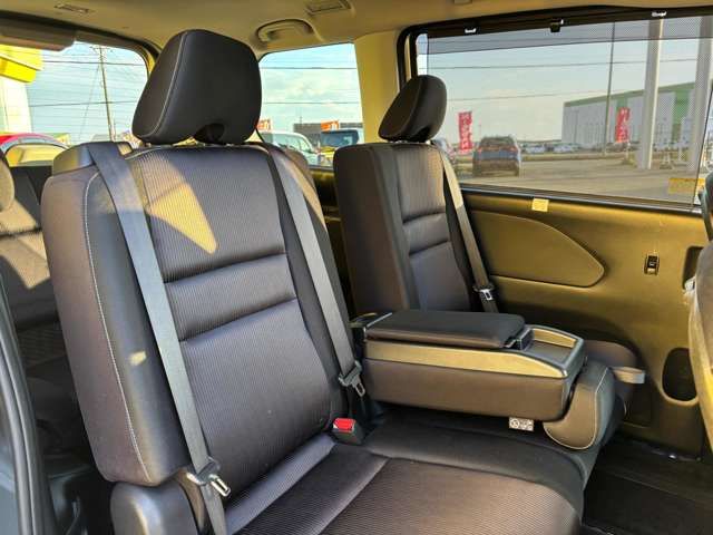 SERENA  S-HYBRID 4WD