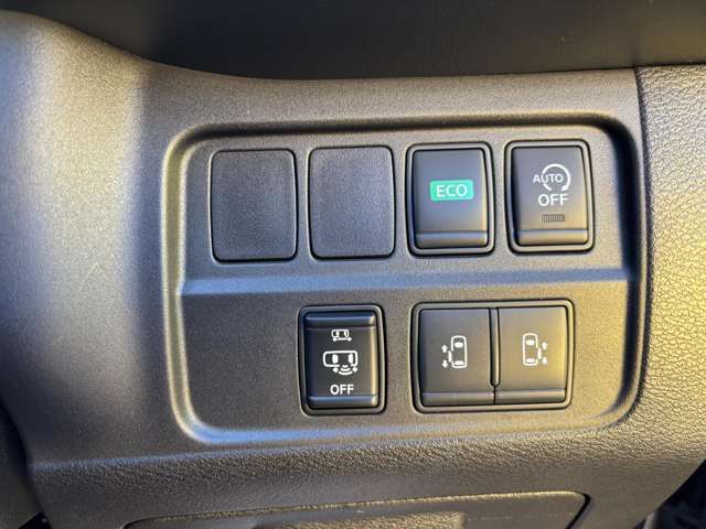 SERENA  S-HYBRID 4WD