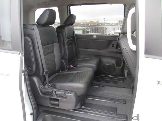 SERENA WG 4WD