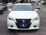 CROWN sedan hybrid