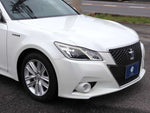 CROWN sedan hybrid