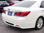 CROWN sedan hybrid