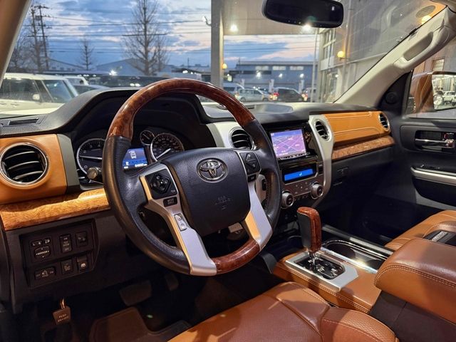 タンドラ　４ＷＤ