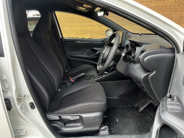 YARIS HYBRID