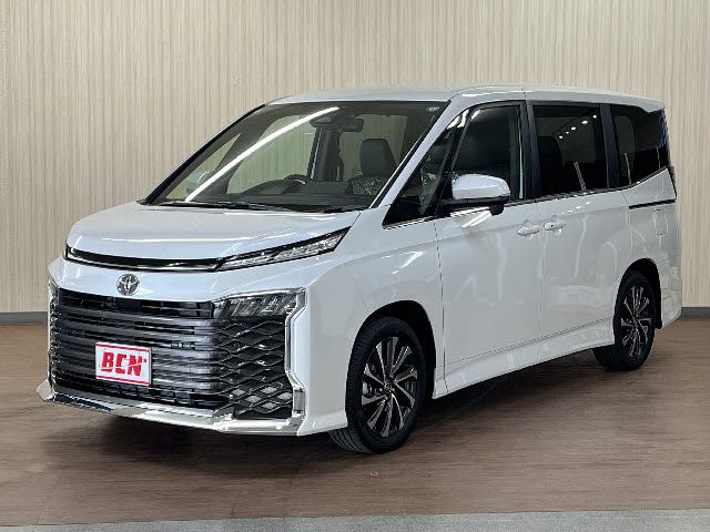 VOXY HYBRID
