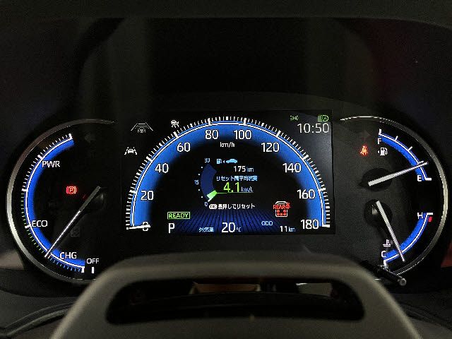 VOXY HYBRID