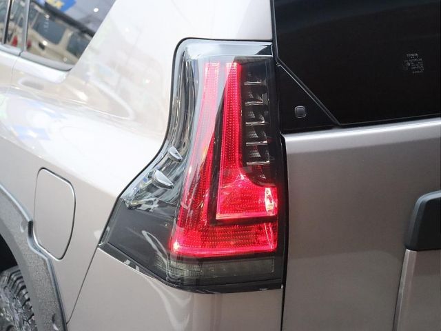 LANDCRUISER PRADO