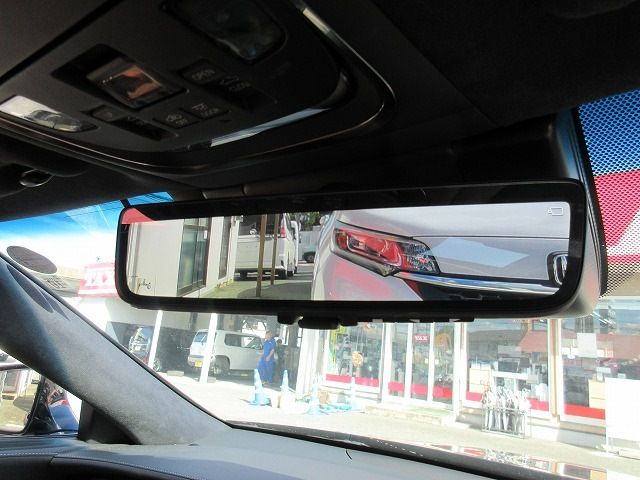 LEXUS LS500h 4WD