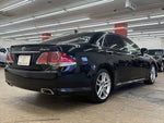 CROWN sedan