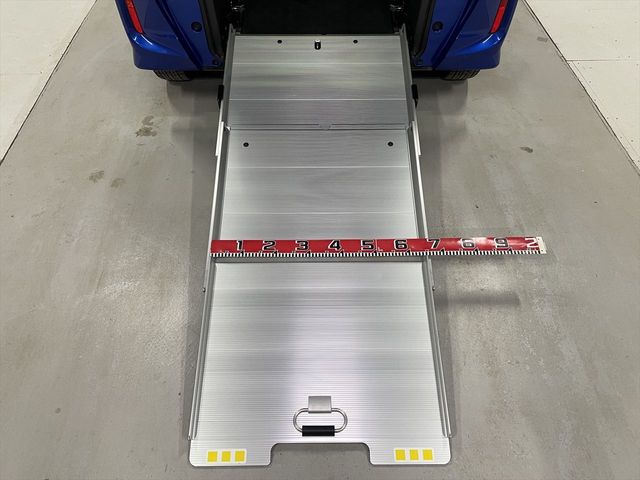 N-BOX CUSTOM