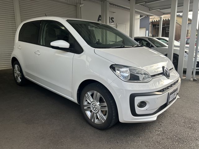 VOLKSWAGEN up!
