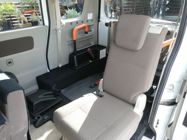NV100 CLIPPER RIO