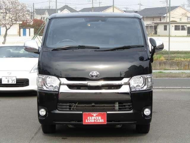 REGIUSACE 2WD van