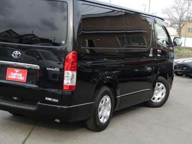 REGIUSACE 2WD van