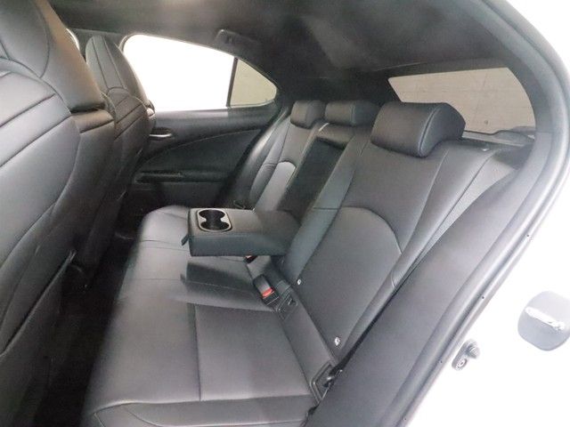 LEXUS UX250h