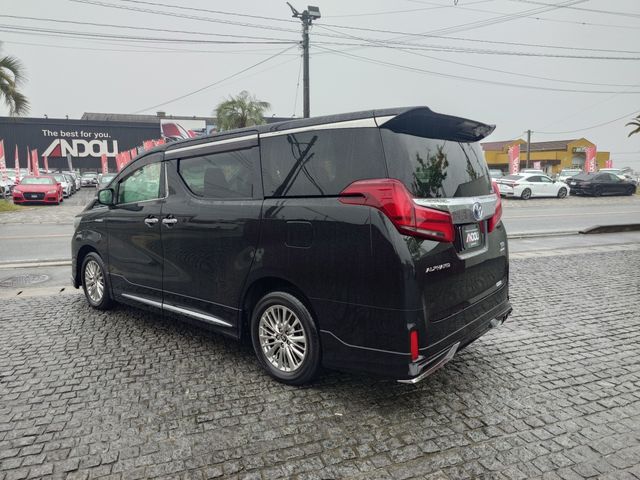 ALPHARD hybrid 4WD