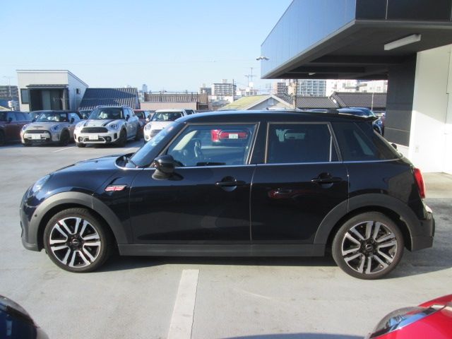 MINI COOPER SD 5DOOR