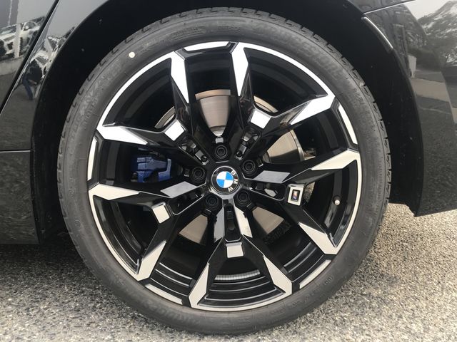 BMW 3 Series sedan