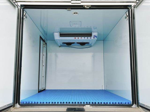 CARRY truck 4WD